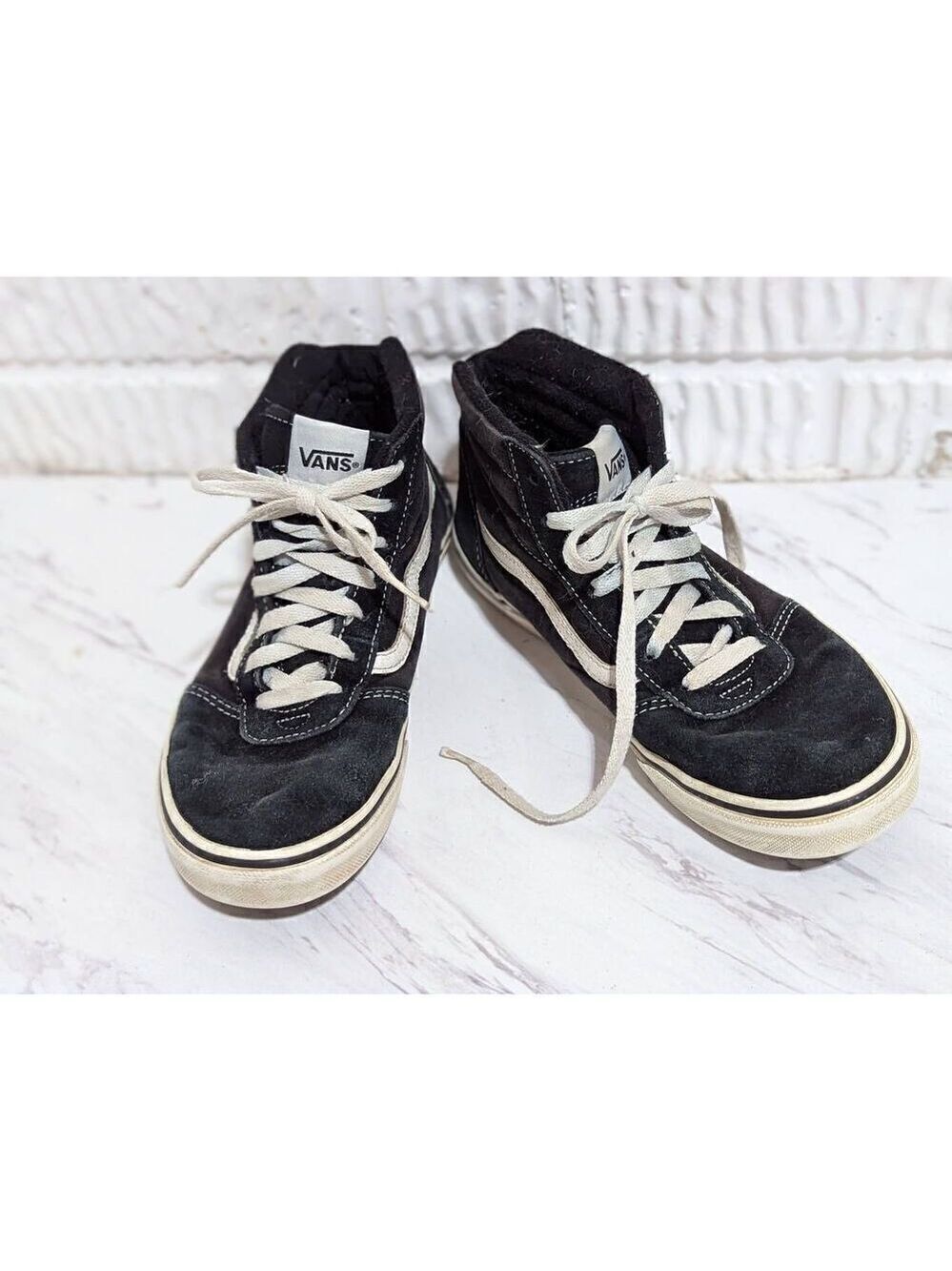 Vans Youth Black Iconic High Top Suede Lace-Up Sneakers Shoes Size 6